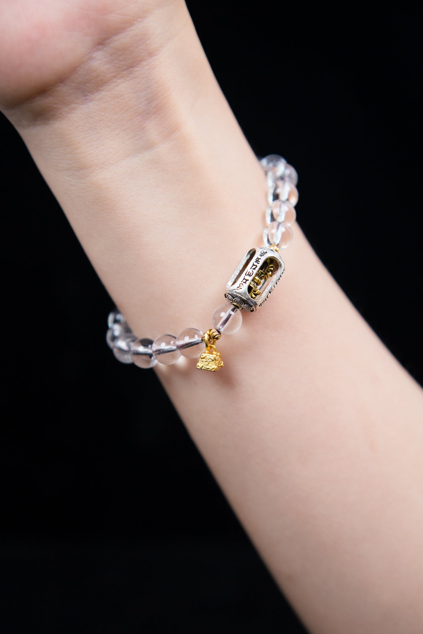 8mm Natural Clear Quartz Bracelet with Vajra Charm
